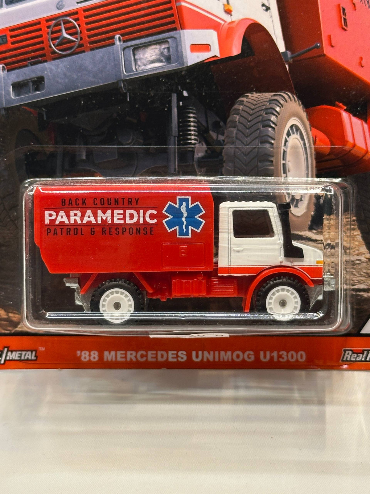 1/64 HotWheels 1988 Mercedes Unimog U1300