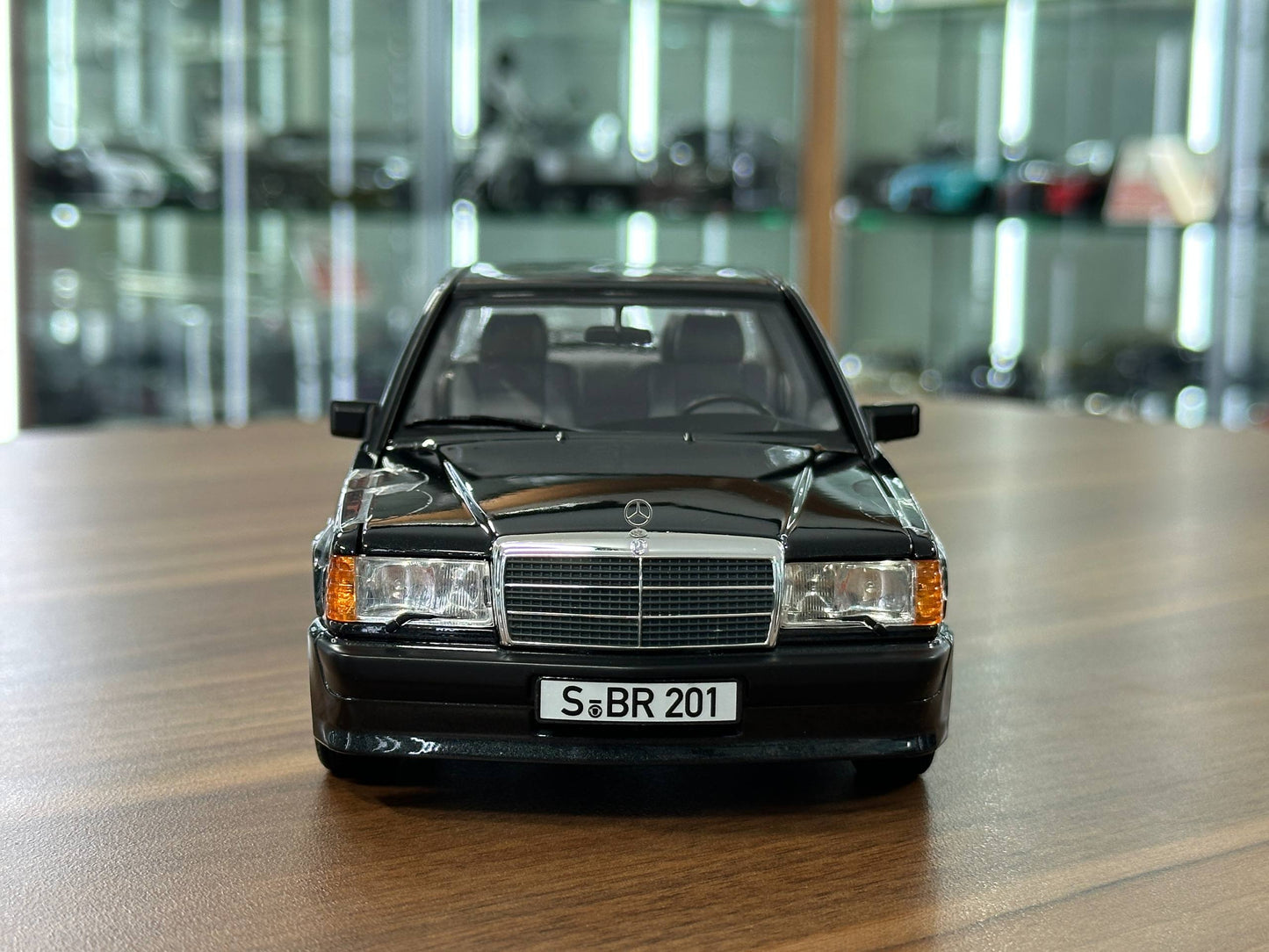 Mercedes-Benz 190E 2.3-16 (W201, 1984–1988) – Norev Dealer Edition (Blue Black, 1/18 Diecast, Full Opening)