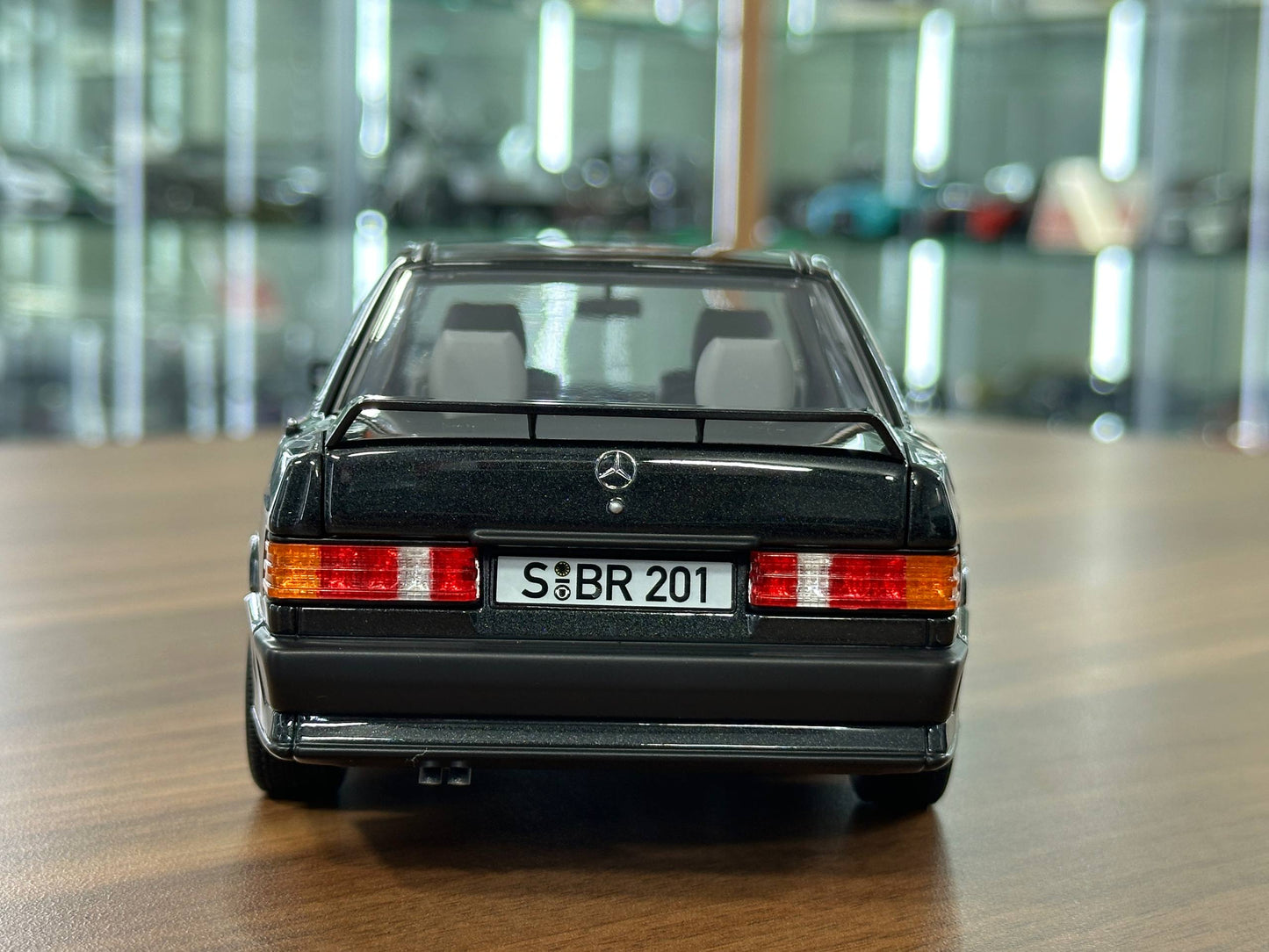 Mercedes-Benz 190E 2.3-16 (W201, 1984–1988) – Norev Dealer Edition (Blue Black, 1/18 Diecast, Full Opening)