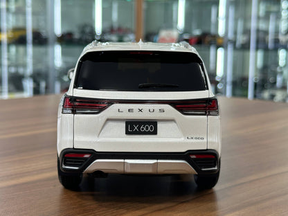 LCD Models Lexus LX 600 V6 (2024) – White (1:18 Diecast, Full Opening)