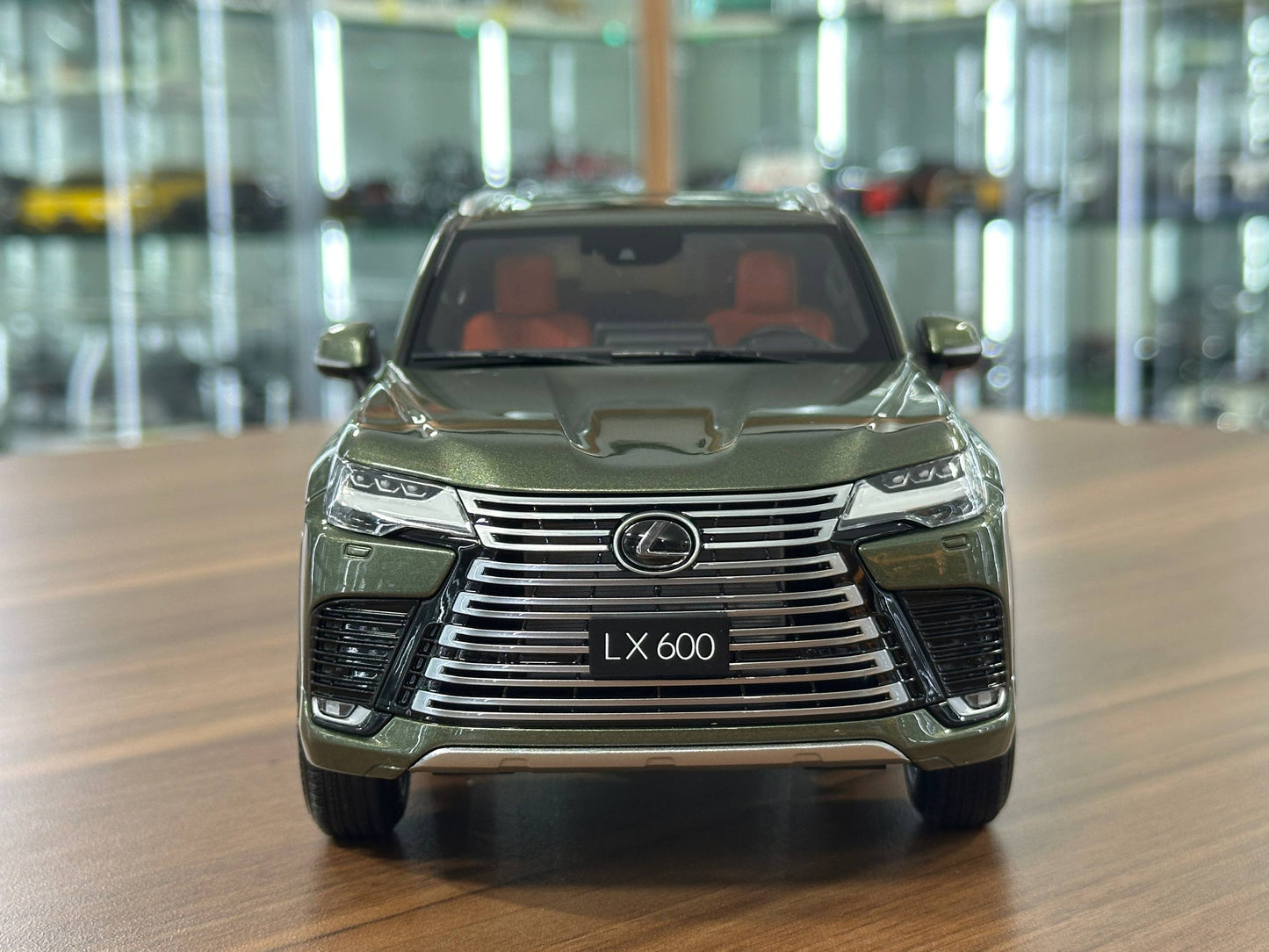 LCD Models Lexus LX 600 V6 (2024) – Nori Green (1:18 Diecast, Full Opening)