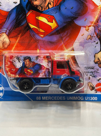 1/64 HotWheels 1988 Mercedes Unimog U1300