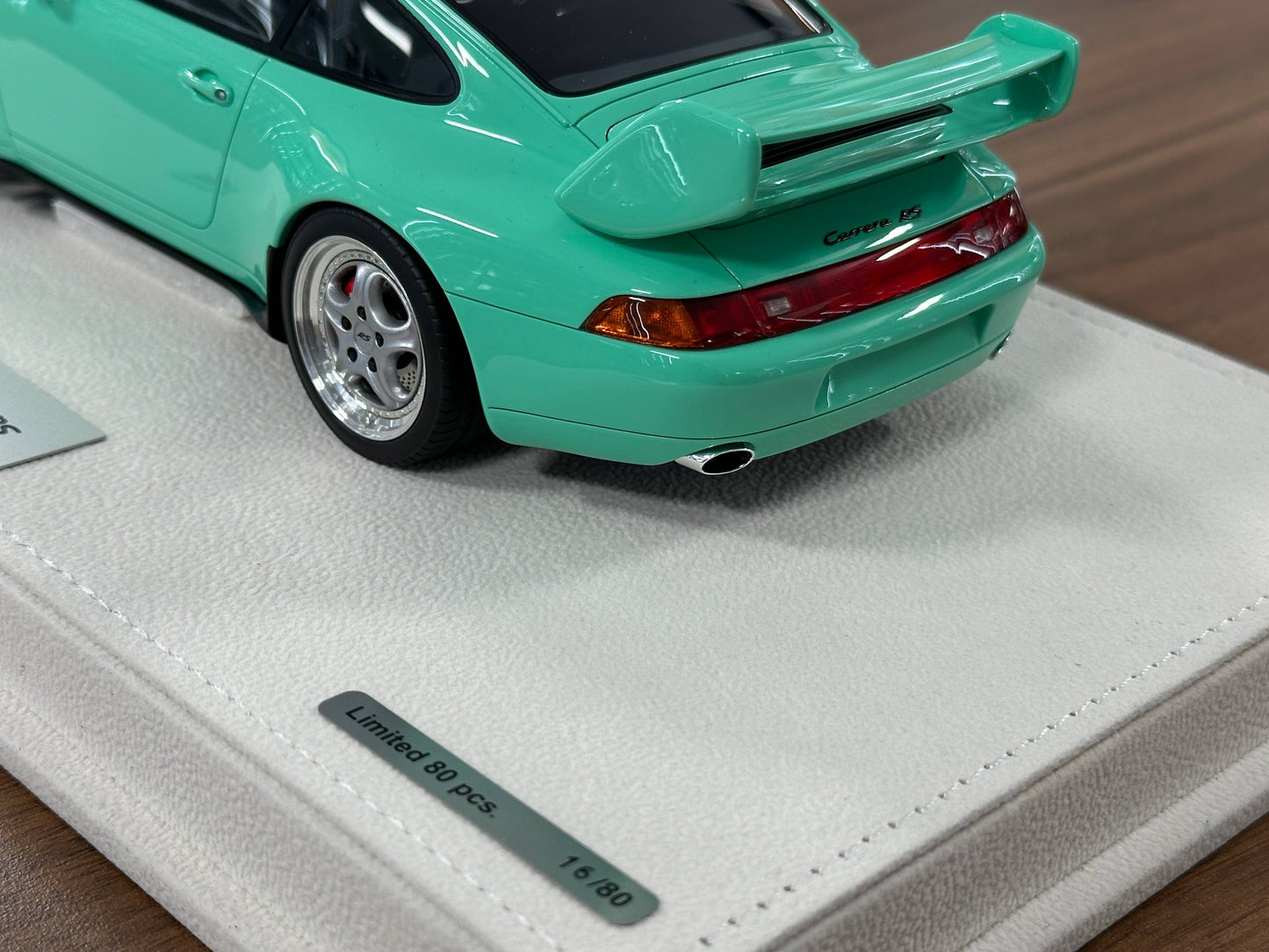 Porsche 911 (993) Carrera RS 1995 Japan Ver. 1:18 Resin Model – Mint Green – Make Up Models