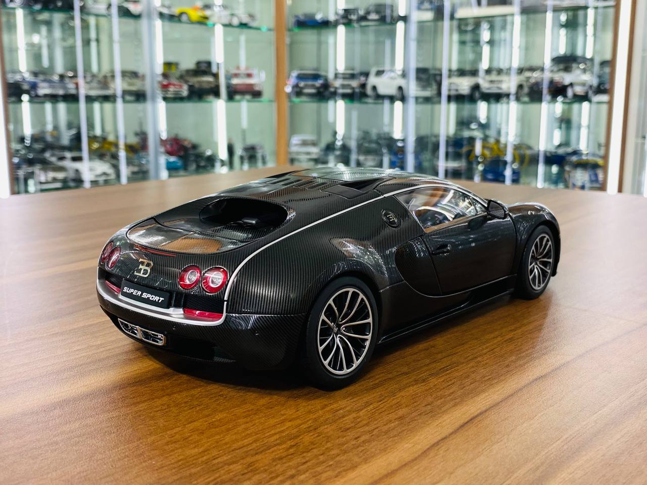 限定モデル AUTOART Bugatti Veyron 16.4 1/18