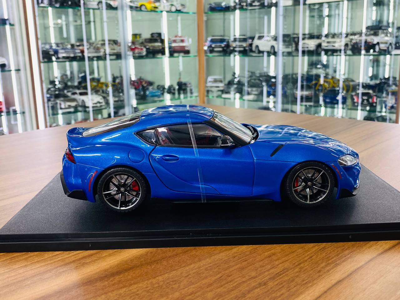 1/18 Diecast Solido Toyota Supra MK5 in Blue