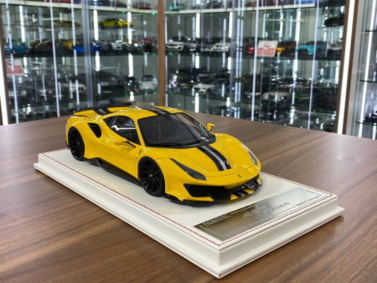 1/18 Resin Ferrari 488 PISTA Novitec by Davis & Giovanni in Giallo Modena, silver/black stripe Limited- 30 pcs