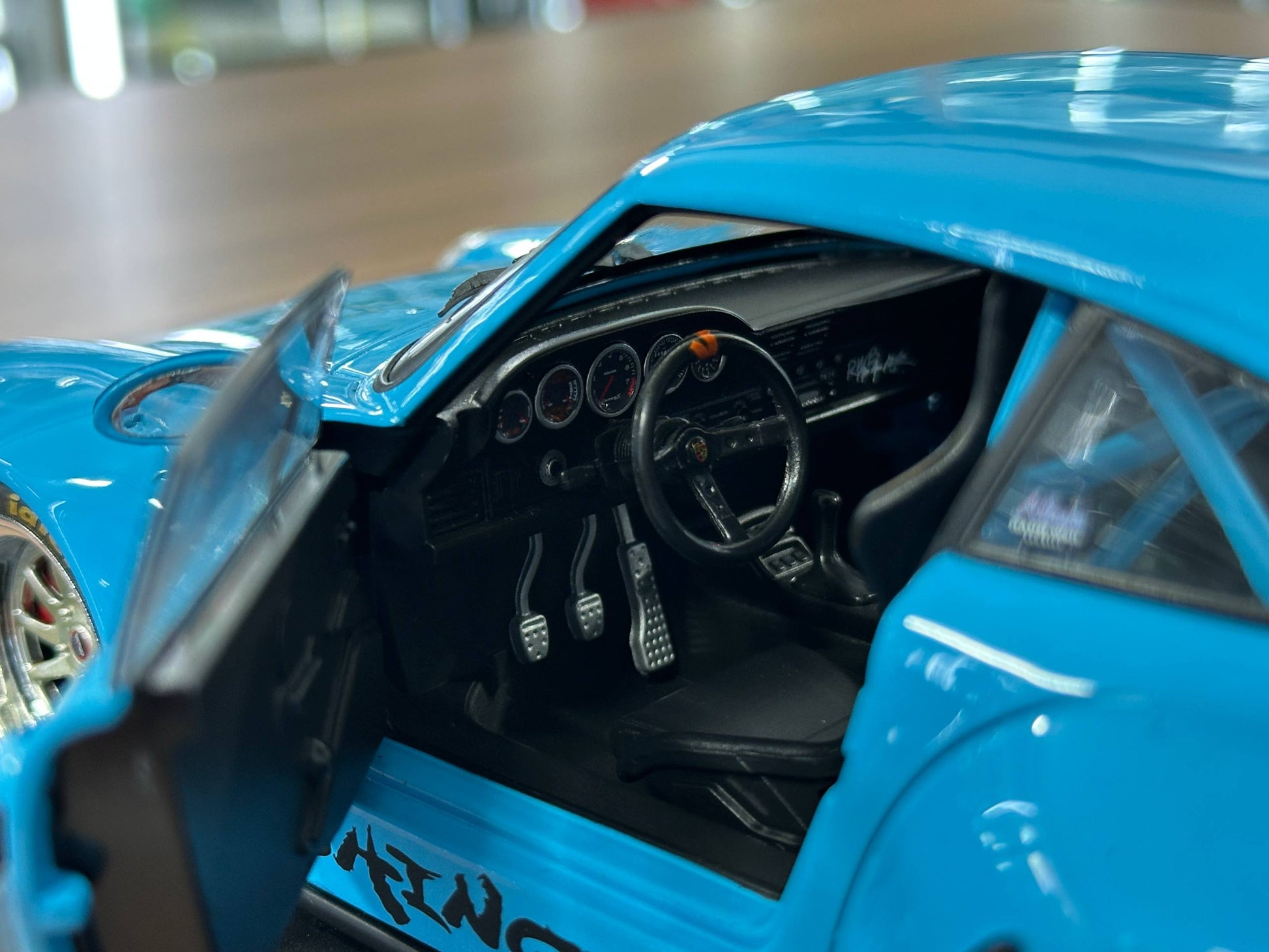 1/18 Diecast Porsche 911 (993) RWB Shingen 2018 by Solido in Blue