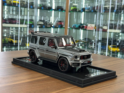 Mercedes‑Benz G63 BRABUS 800 by Motor Helix – Chrome Silver – 1:18 Resin Model (Limited 66 pcs)