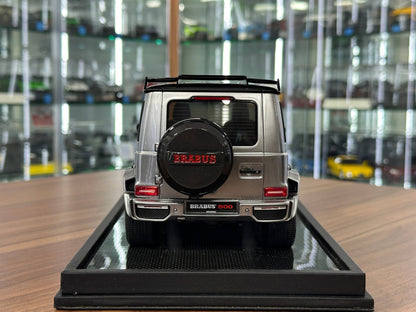 Mercedes‑Benz G63 BRABUS 800 by Motor Helix – Chrome Silver – 1:18 Resin Model (Limited 66 pcs)