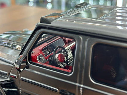 Mercedes‑Benz G63 BRABUS 800 by Motor Helix – Chrome Silver – 1:18 Resin Model (Limited 66 pcs)