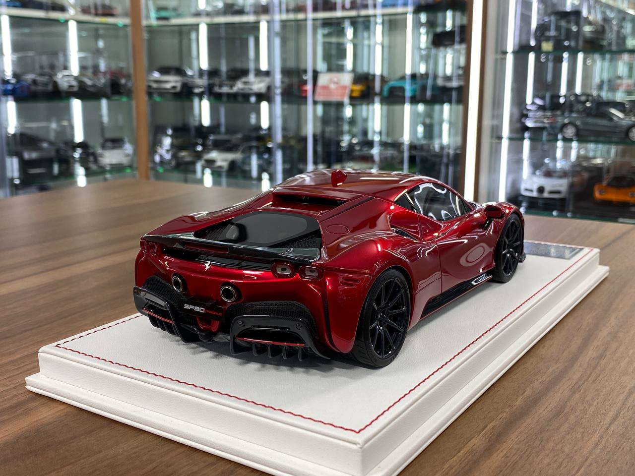 1/18 Resin – Ferrari SF90 Stradale Novitec | Davis & Giovanni | Limited 6 pcs | Candy Red / Black Red Interior