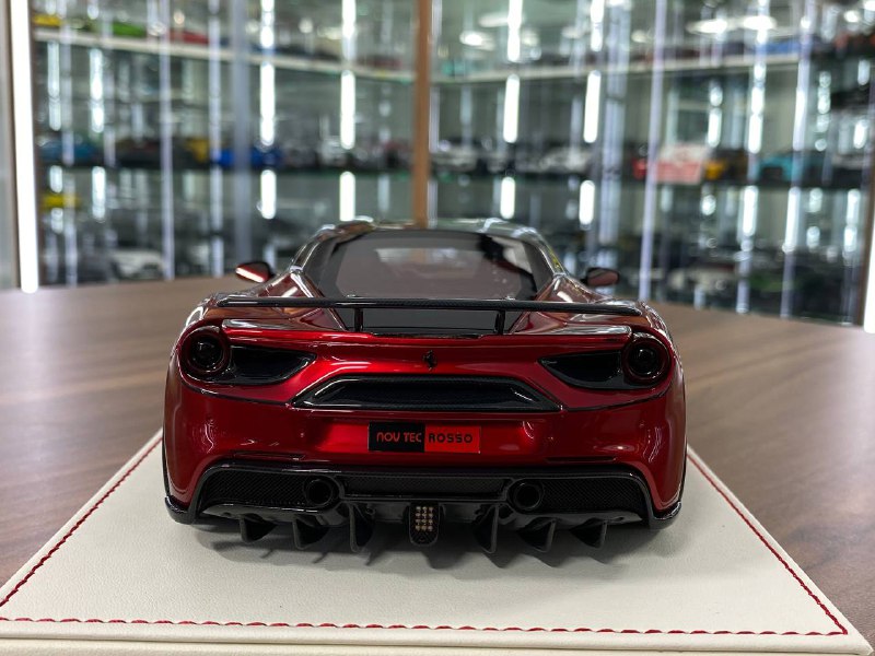 1/18 Resin Ferrari 488 GTB XX Novitec Rosso | Davis & Giovanni | Limited 8 pcs | Chrome Red