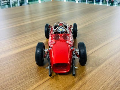 1/18 Diecast - CMC Ferrari Dino 156 F1 1961 "Sharknose" in Red, Limited Edition