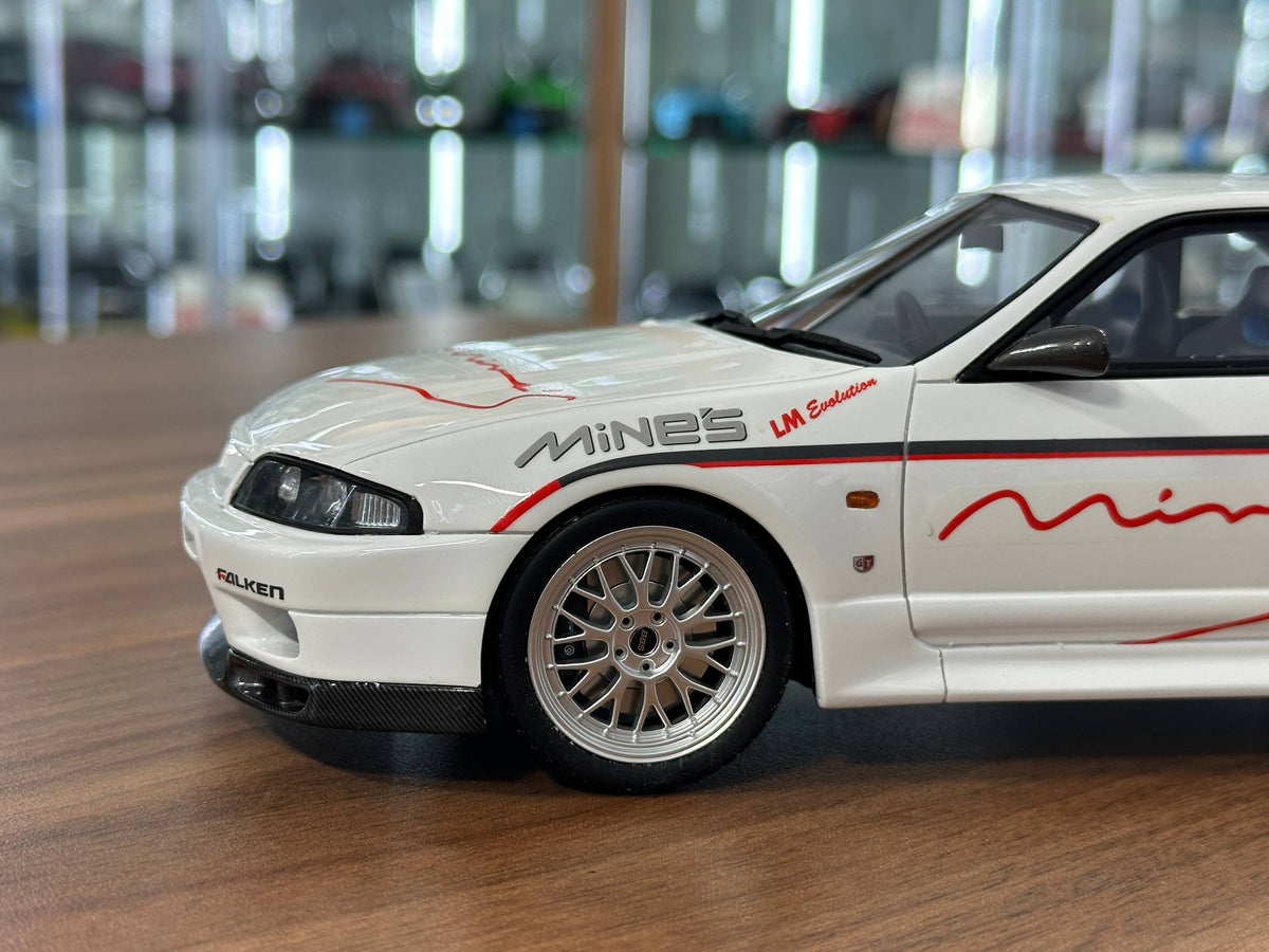 1/18 Resin OttO Mobile Nissan Skyline GT-R R33 Mine’s White Limited 1500 pcs