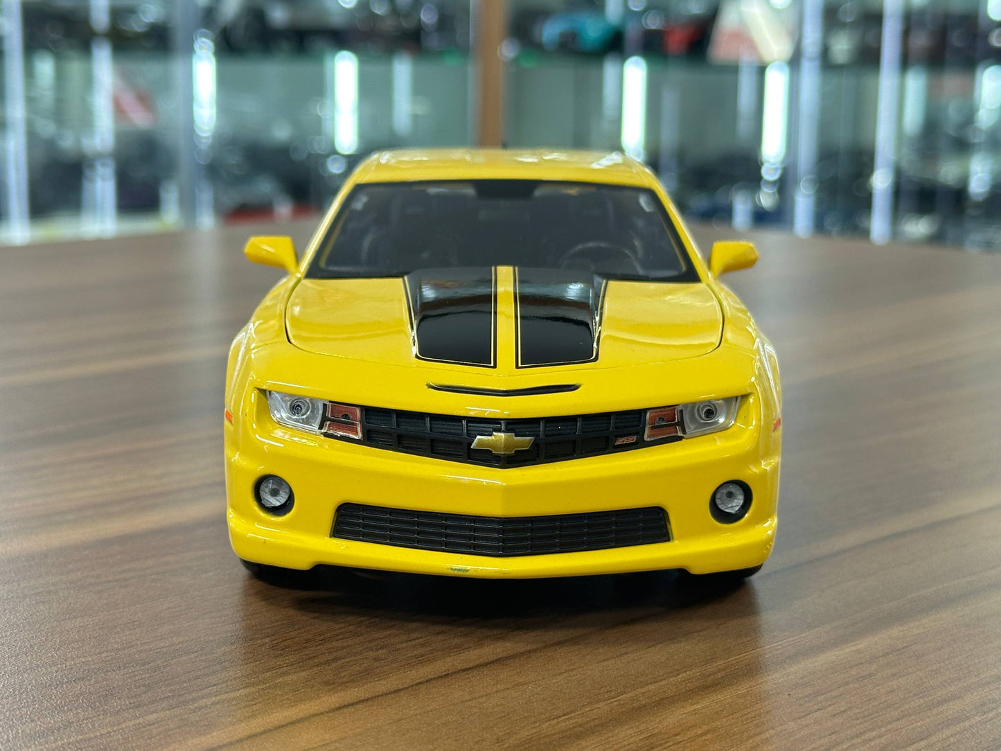 1/18 Diecast Maisto Chevrolet Camaro SS 2010 Yellow