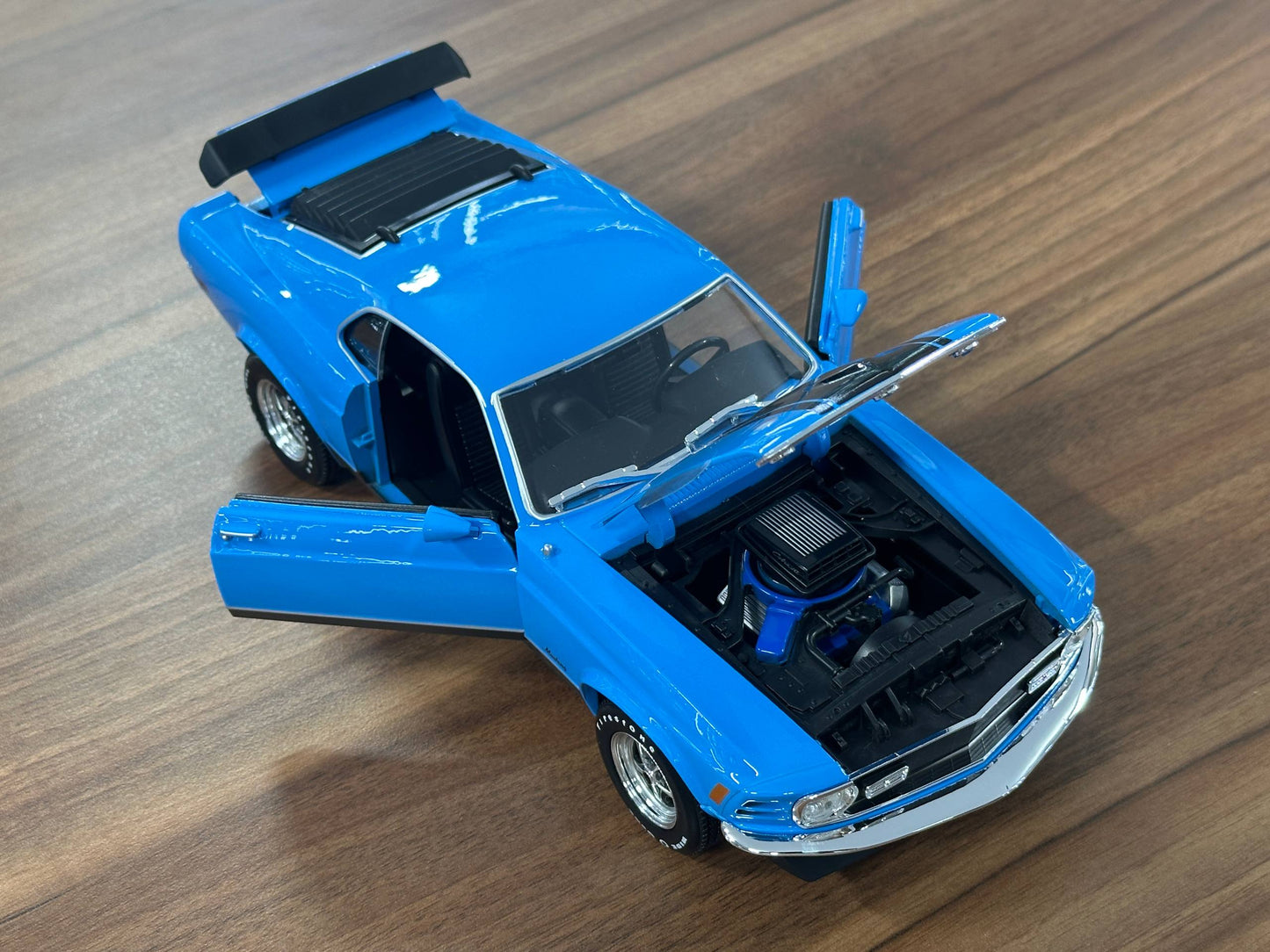 1/18 Diecast Maisto Ford Mustang Mach1 1970 in Blue