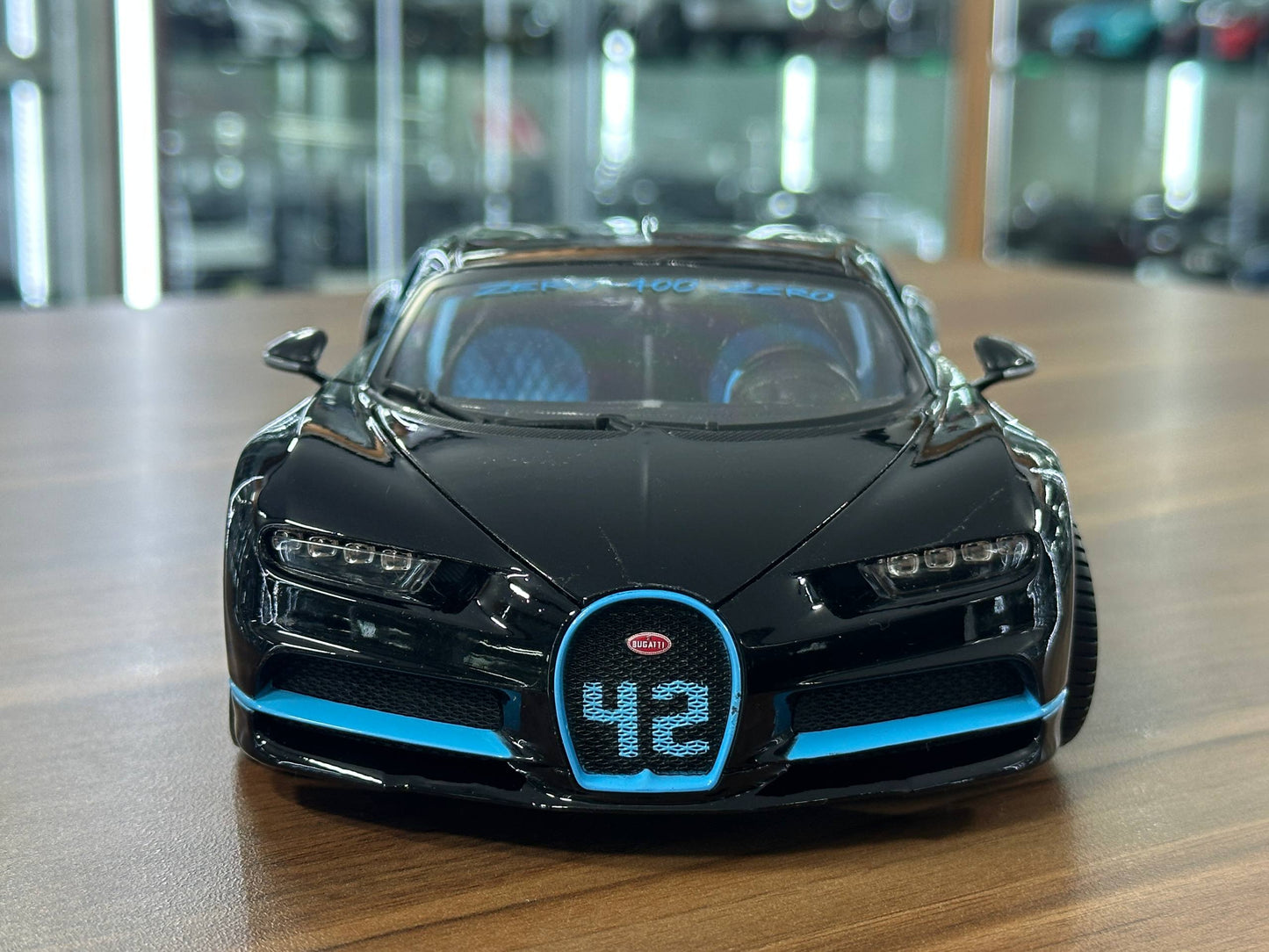 1/18 Diecast Bburago Chiron Zero 400 Zero in Black & Blue Wheels