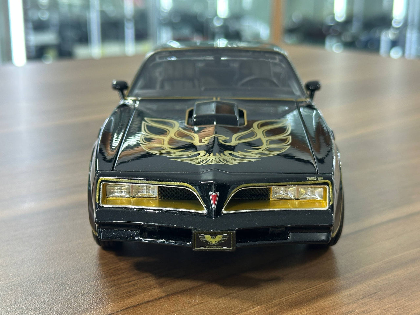 1/18 Diecast Maisto Pontiac Firebird Trans AM 1978 in Black / Gold