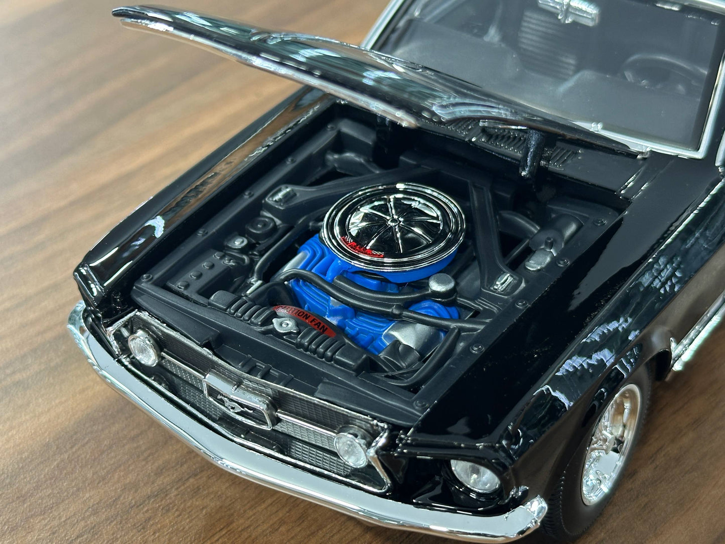 1/18 Diecast Maisto Ford Mustang GTA Fastback 1967 in Black