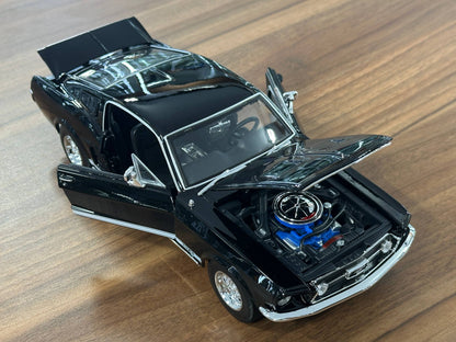 1/18 Diecast Maisto Ford Mustang GTA Fastback 1967 in Black