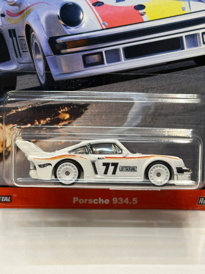 1/64 HotWheels Porsche 934.5