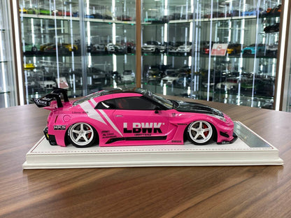 1/18 Resin – Nissan R35 Nismo GT-RR LBWK (Pink Metallic / Black-White Livery) by Davis & Giovanni – Limited 10 pcs
