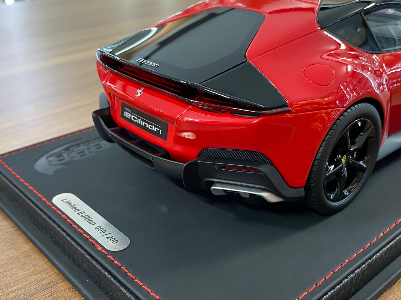 1/18 Resin Ferrari 12 Cilindri – BBR Models in Rosso Corsa