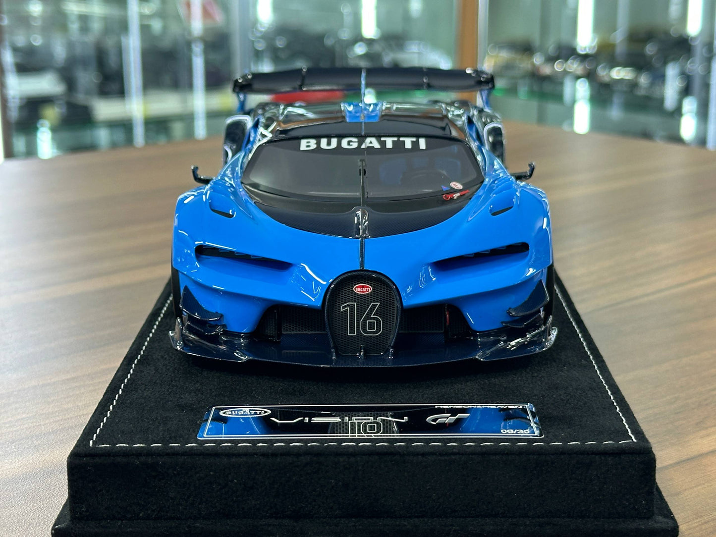 1/18 Resin Bugatti Vision GT – H&H Models (Ocean Blue / Blue Carbon, Limited 30 pcs)