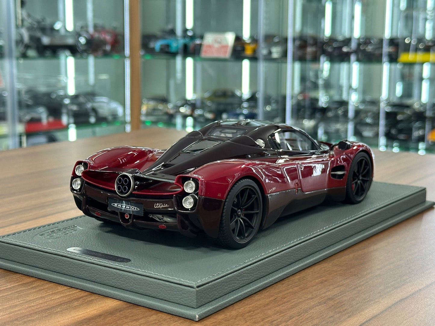 1/18 Resin Pagani Utopia – BBR Models (Rosso Dubai, Limited 50 pcs)