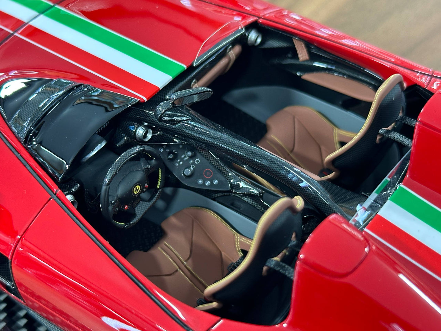 🚨1/18 Resin Ferrari Monza SP2 – CE Models (Red with Italy Flag, Limited 20 pcs)