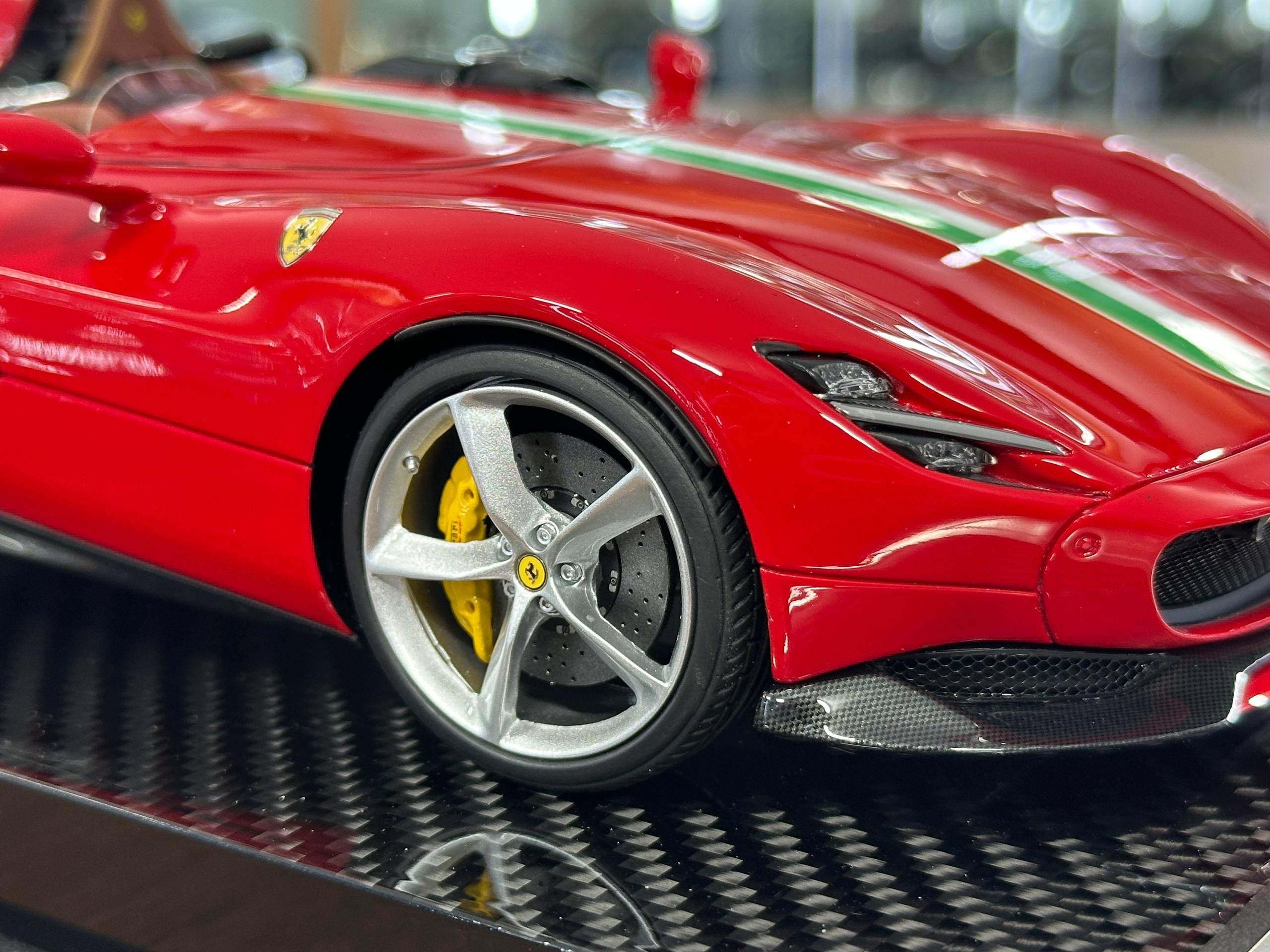 1/18 Resin Ferrari Monza SP2 – CE Models (Red with Italy Flag, 20