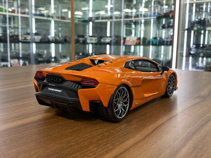 1/18 Metal Diecast Bburago Lamborghini Temerario  Orange - Full Opening