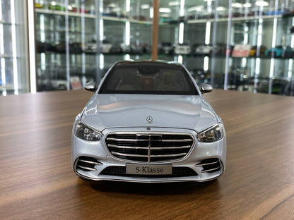 1/18 Diecast Norev (Dealer Edition) Mercedes-Benz S-Class V223 (2020) High-tech Silver