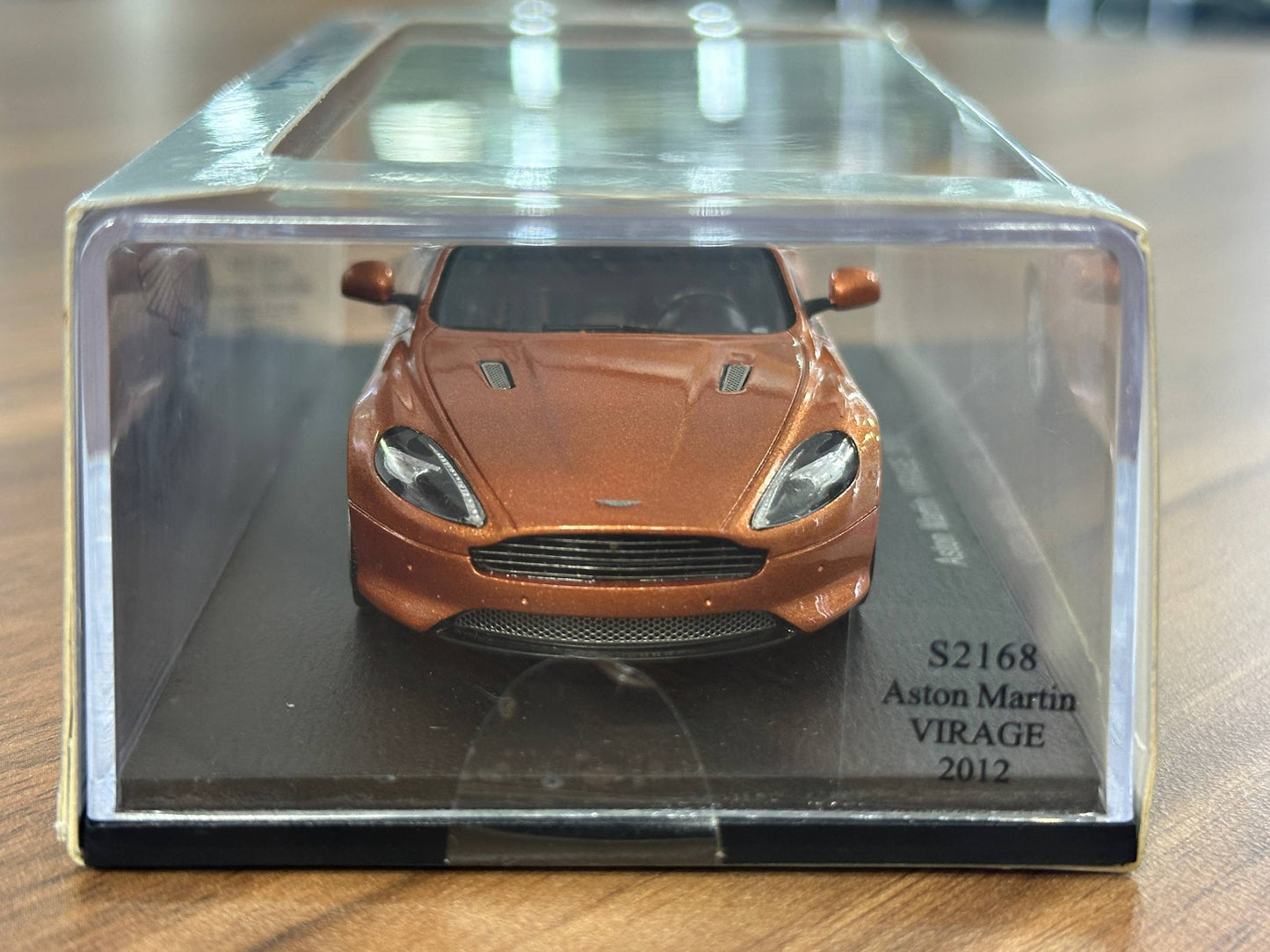 1/43 Diecast Aston Martin Virage (2012) – Spark Models (Bronze, Non-Opening)