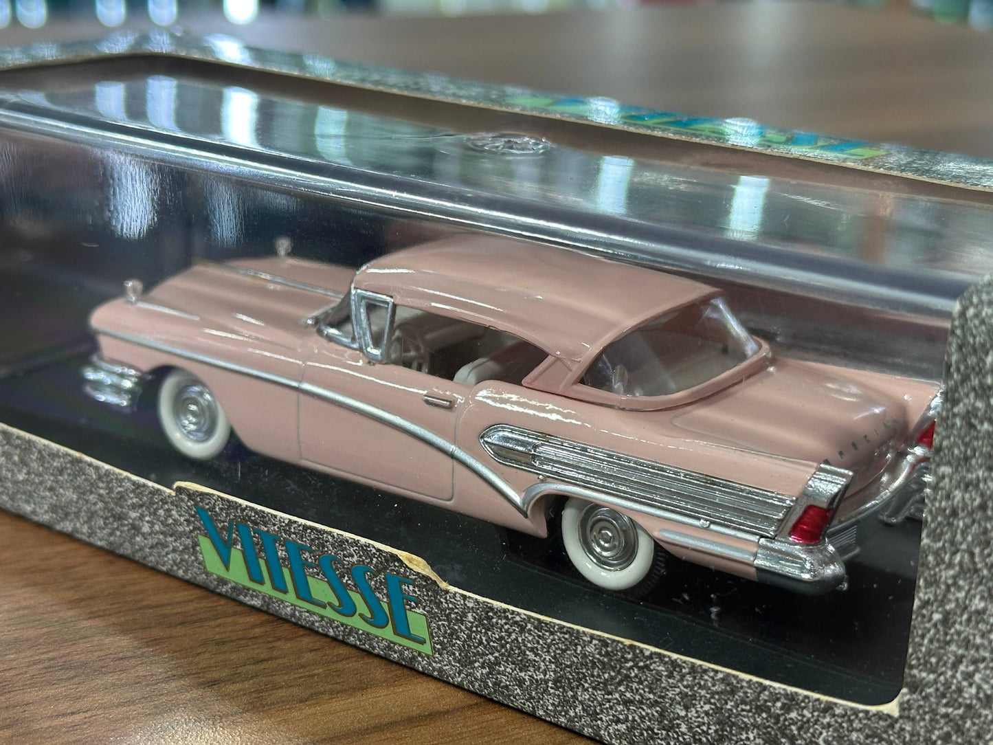 1/43 Diecast Model Buick Roadmaster 2-Door 1958 – (La Collection VITESSE)