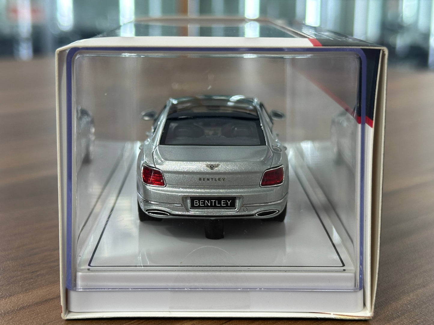 1/43 Diecast Model Bentley Flying Spur in Breeze Silver  –  (TSM Model)