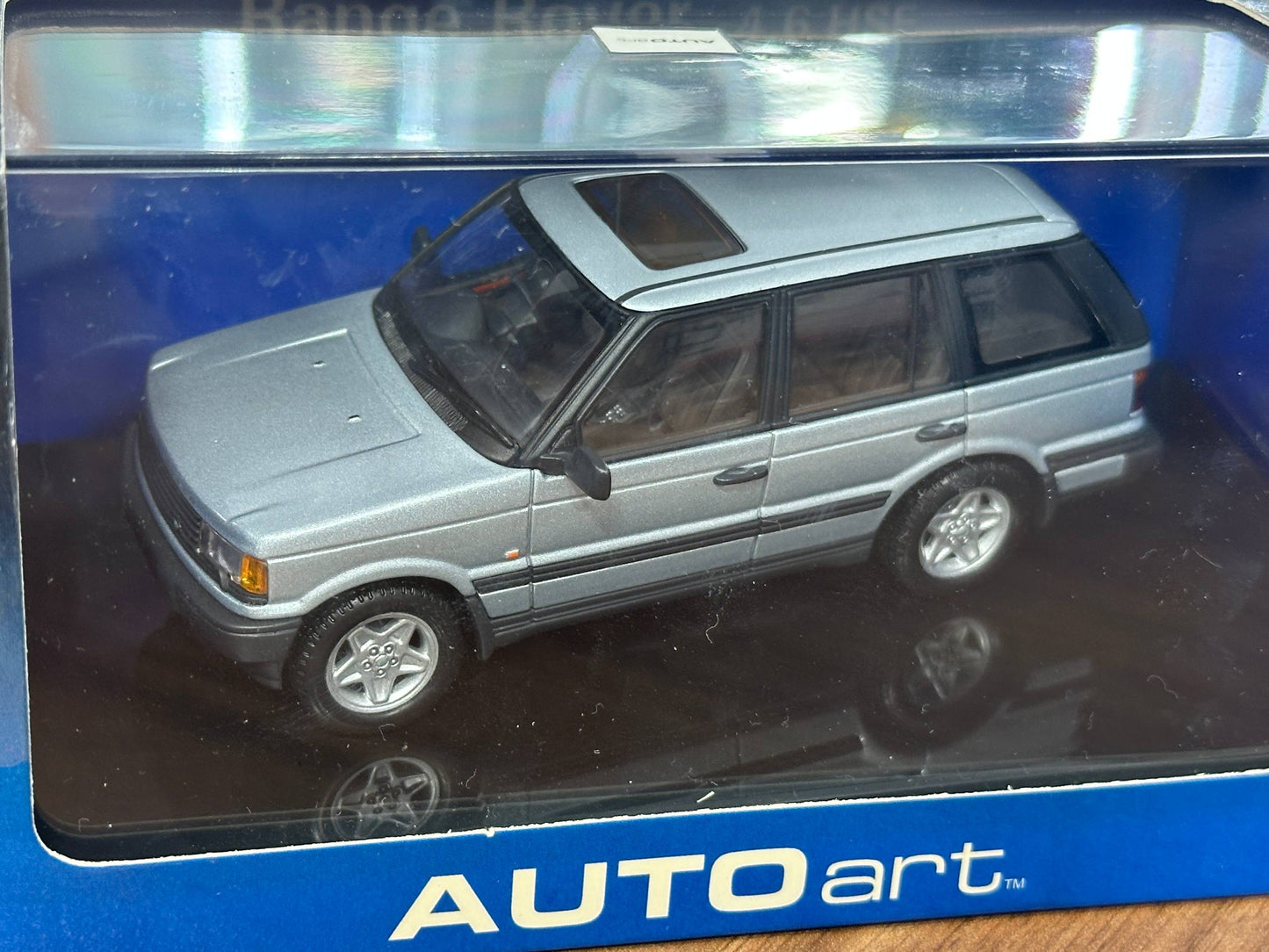 1/43 Diecast Model Audi Q2 –  (Audi Collection)