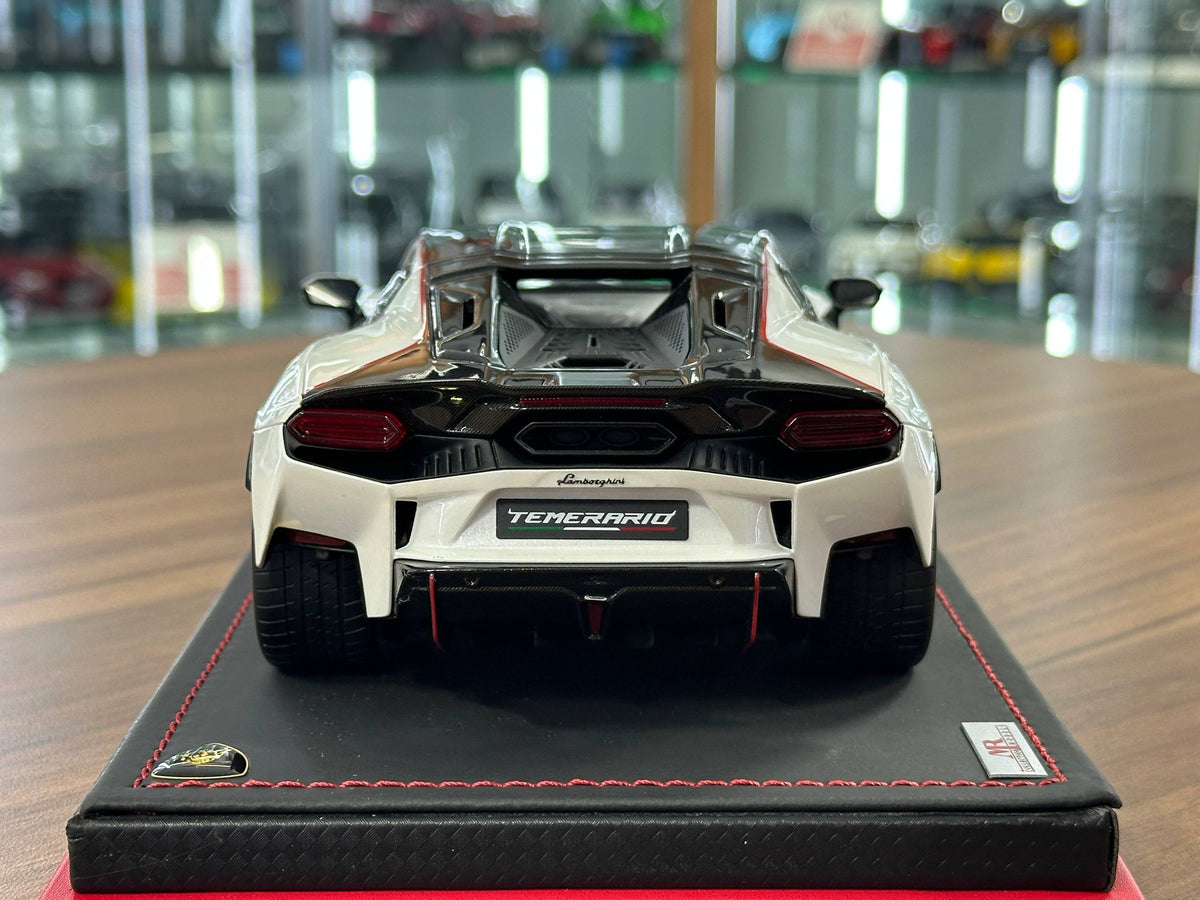 MR Collection Lamborghini Temerario Alleggerita Package Balloon White 1:18 Resin Model Limited 99 pcs