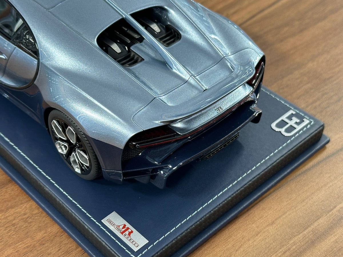 1/18 Resin MR Collection Bugatti Chiron Profilee Argent Atlantique / blue royal Limited-499 pcs