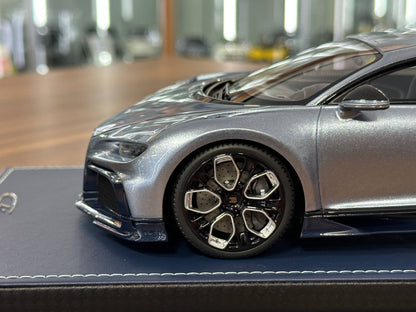 1/18 Resin MR Collection Bugatti Chiron Profilee Argent Atlantique / blue royal Limited-499 pcs
