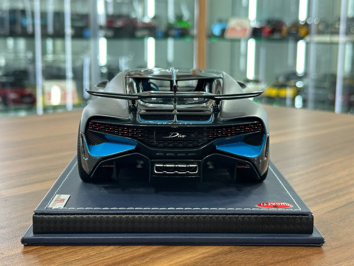 MR Collection Lamborghini Divo The Quail 2018 Configuration 1:18 Resin Model Limited 50 pcs