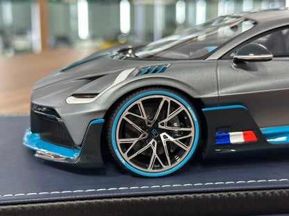 MR Collection Lamborghini Divo The Quail 2018 Configuration 1:18 Resin Model Limited 50 pcs