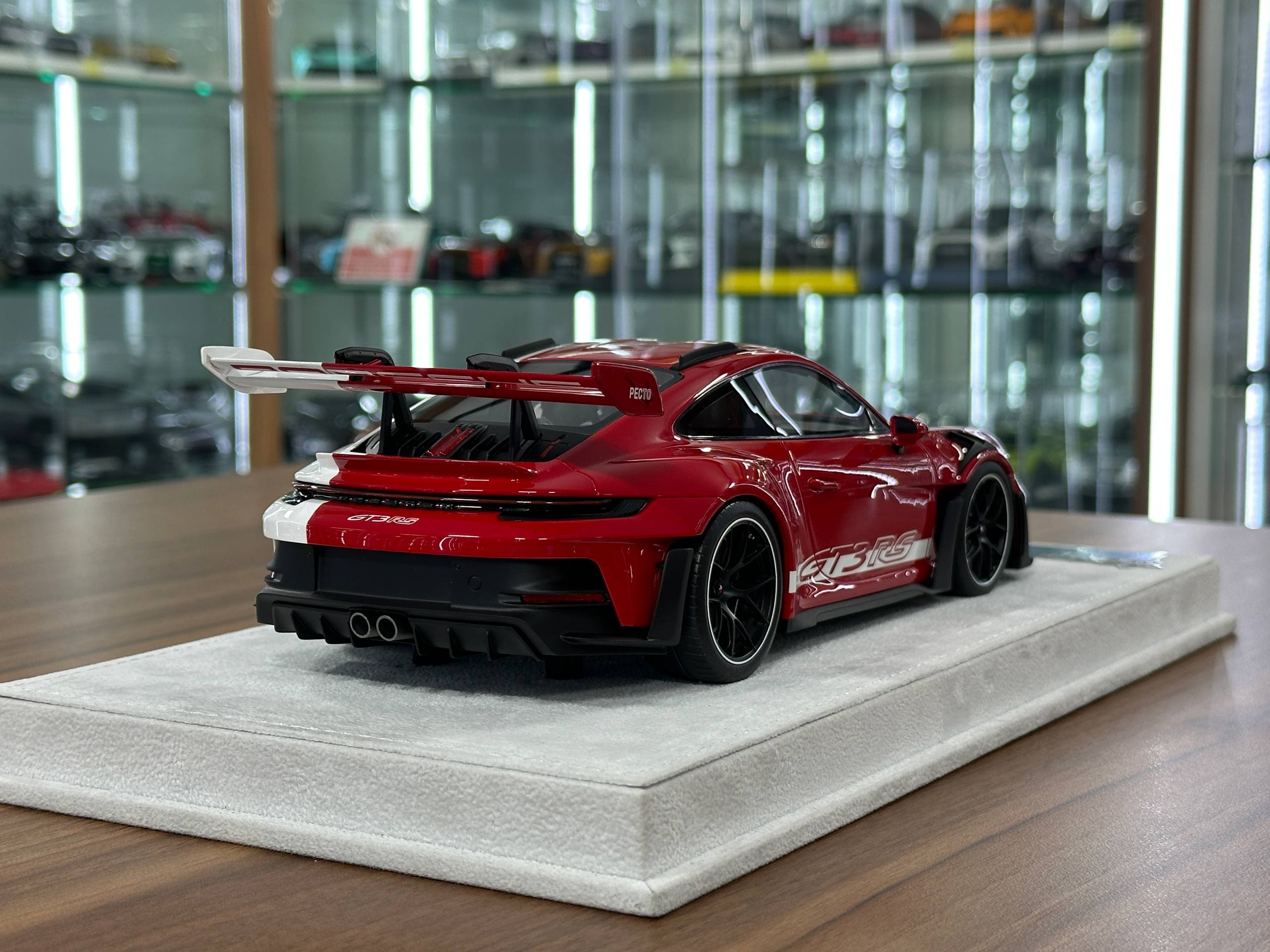 1/18 Porsche 911 GT3 RS (992.1) PEC Toronto Special Edition