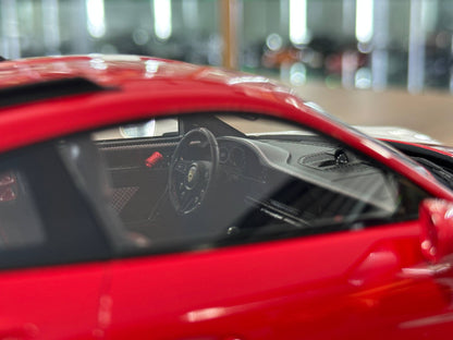 Porsche 911 GT3 RS (992.1) PEC Toronto Special Edition – FuelMe Models (Red/White, 1:18 Resin)