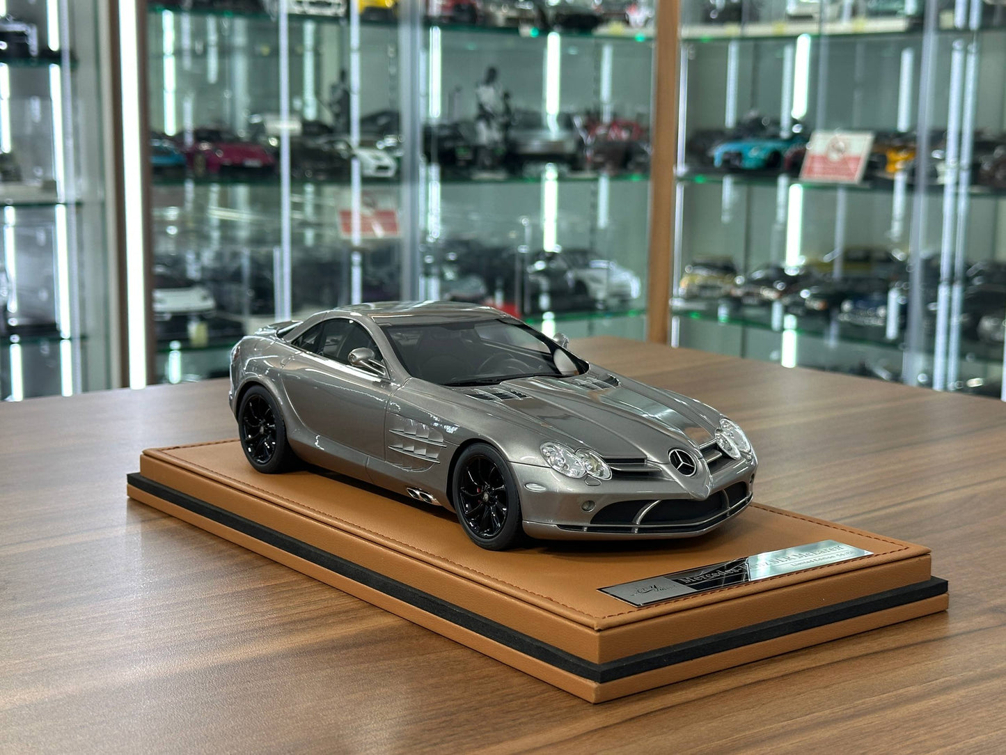 🚨1/18 Resin Model Mercedes-Benz SLR McLaren – (IVY Merit Models)