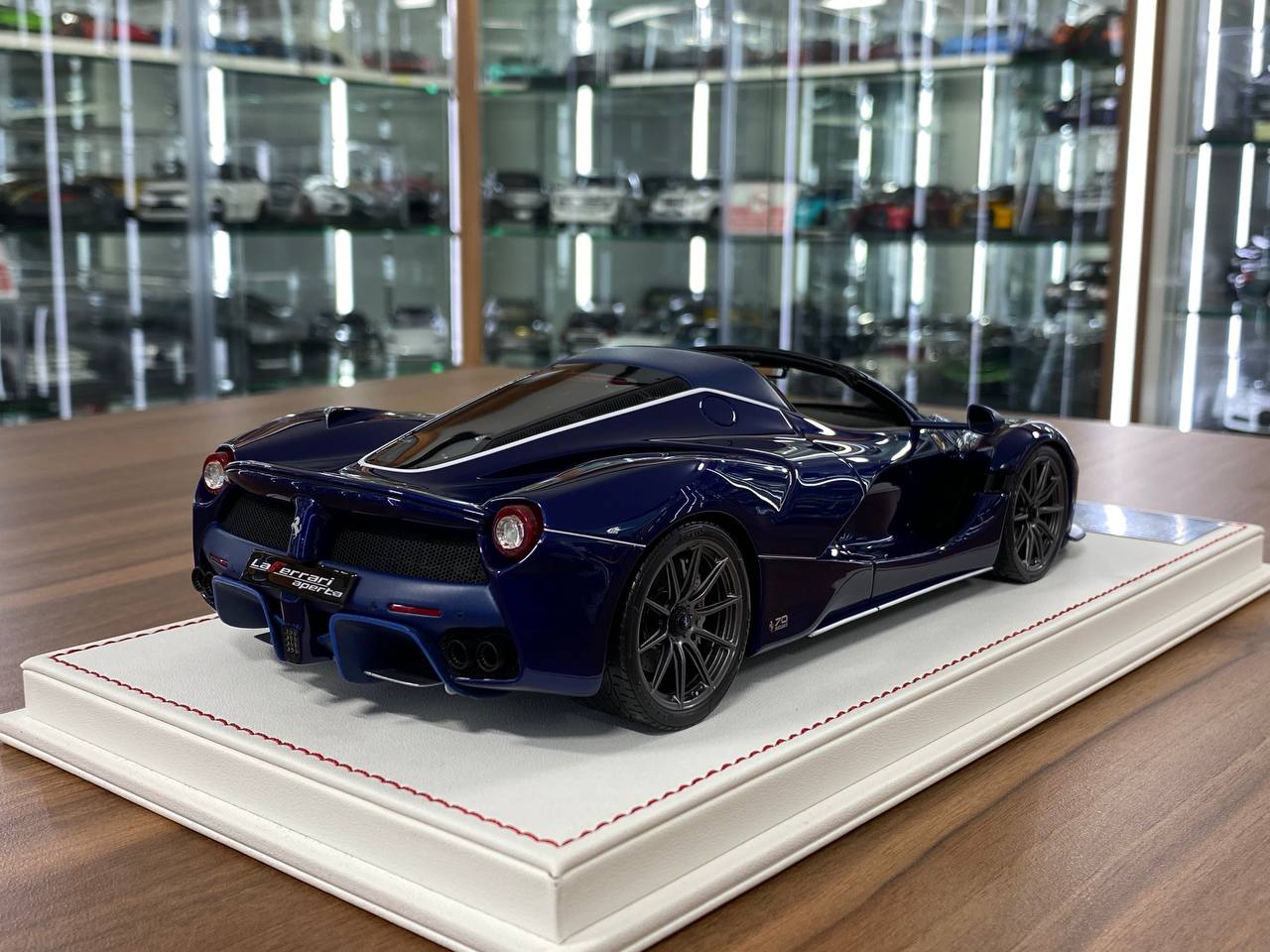 1/18 Resin Ferrari LaFerrari Aperta | Davis & Giovanni| Blue Tour de France | Limited 10 pcs