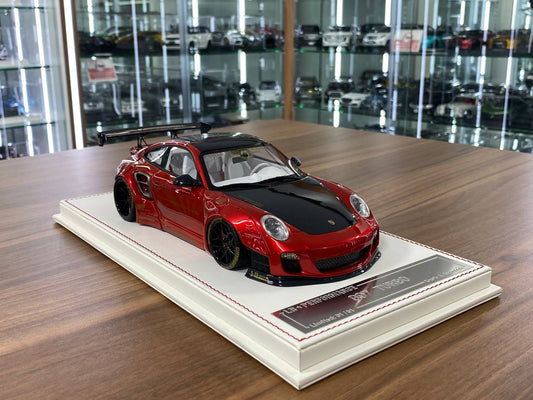 1/18 Resin – Porsche 997 Turbo | Davis & Giovanni | Candy Red / Black Glossy Carbon | Limited 1 of 1