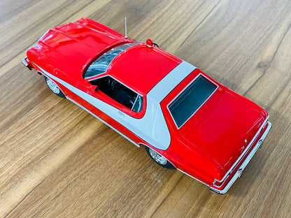 1/18 Resin Model - Greenlight Ford Gran Torino 1976 "Starsky & Hutch" in Red, Limited Edition
