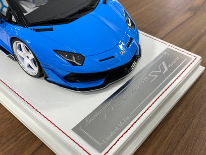 1/18 Resin Davis & Giovanni Lamborghini AVENTADOR SVJ #63 Blue with black roof & white rim Limited- 06 pcs