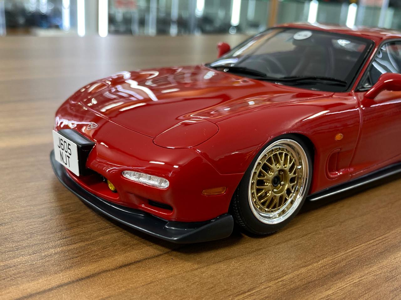 1/18 Resin Model OttO Mobile Mazda RX7 FD Khyzyl Saleem – Red – Limited 3000 pcs